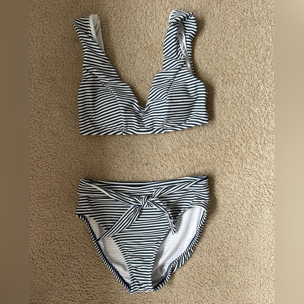 Striped bikini set